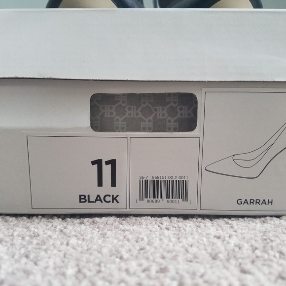 NIB Banana Republic heels - Picture 5 of 5